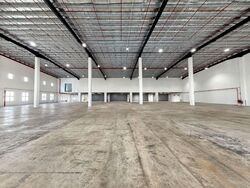 Upper Changi Road East (D16), Warehouse #607938691